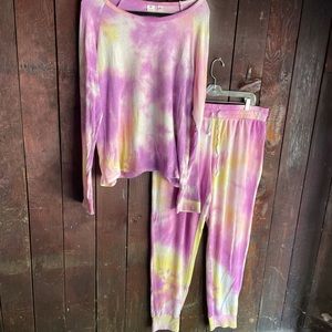 Matching tyedye lounge set
